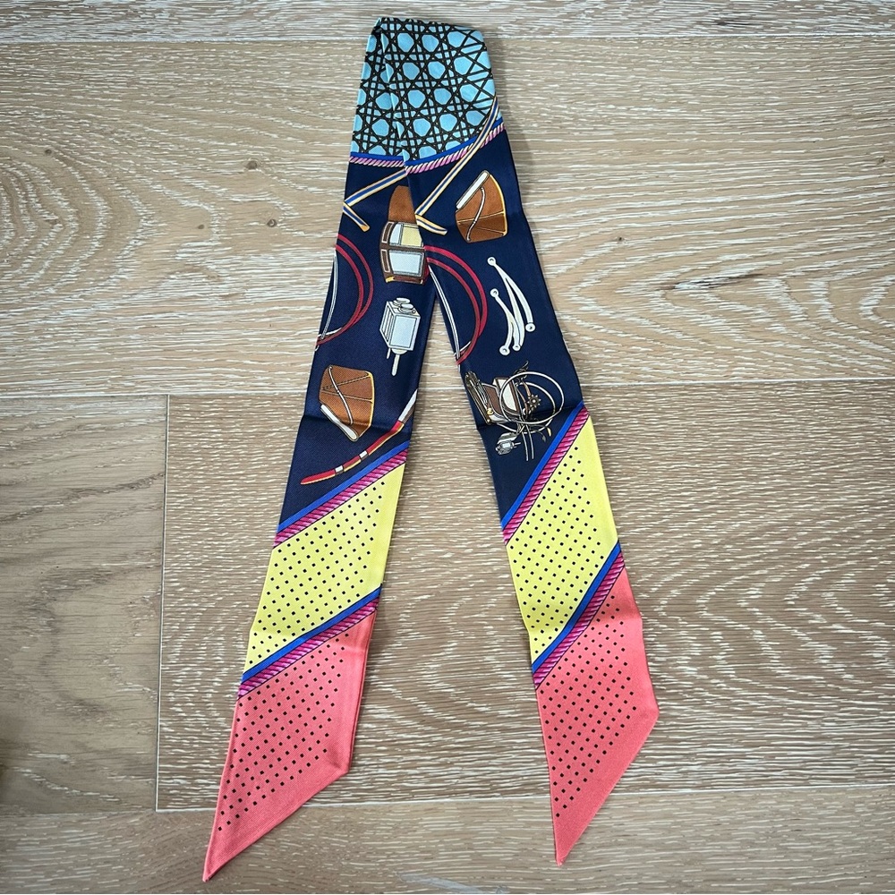 Hermes Twilly Silk Scarf Les Voitures a Transformation Pink Yellow NWOT Authenti